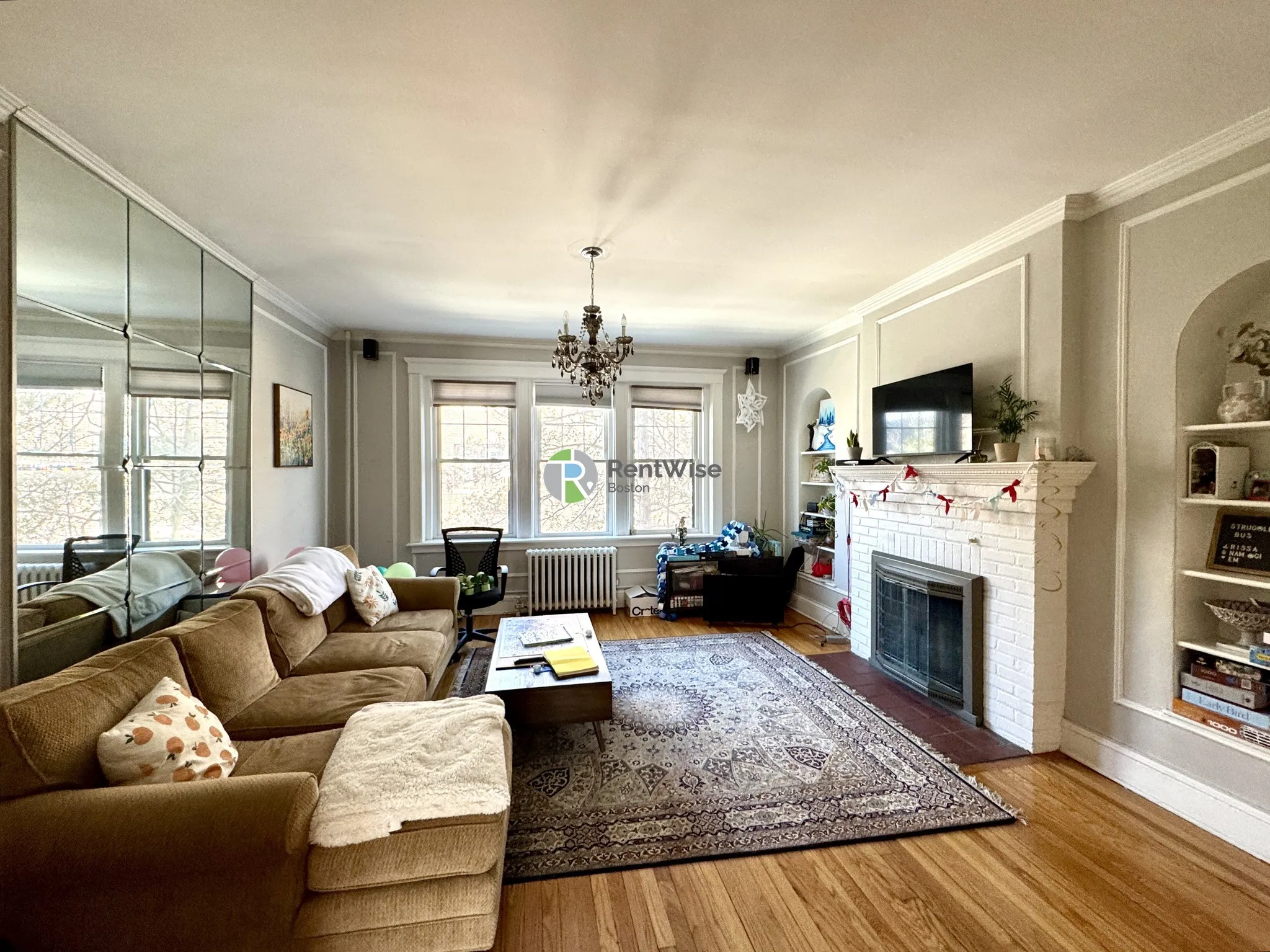 399 Washington St, Coolidge Corner