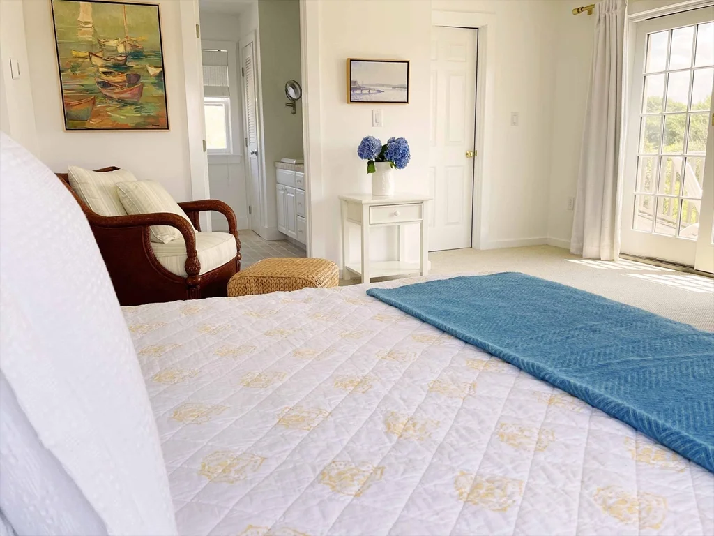 7 Packet Dr, Nantucket