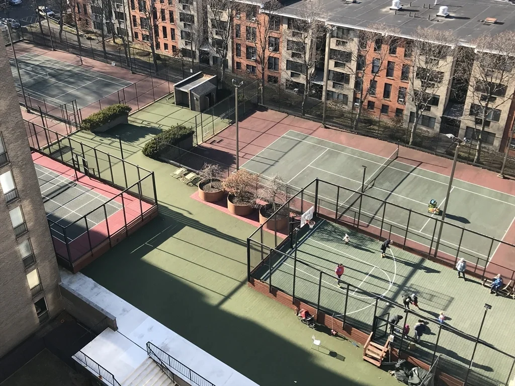 33 Pond Ave, Brookline Village