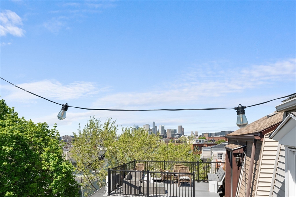 9 Gates St, South Boston