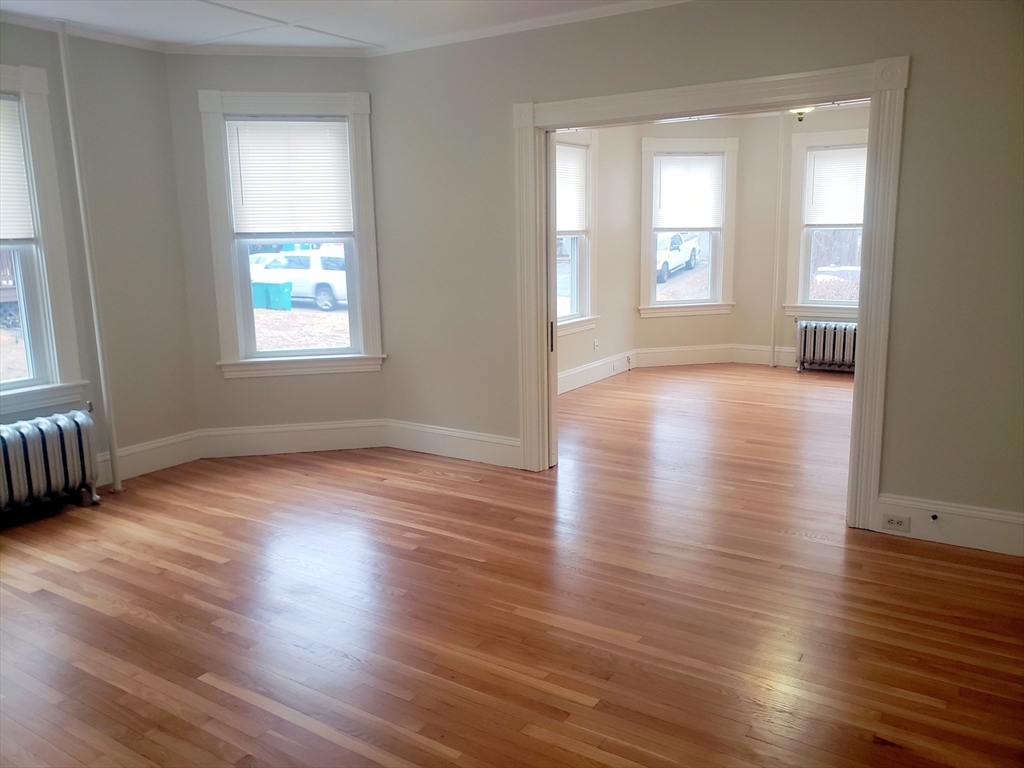 15 Hayward St, Attleboro