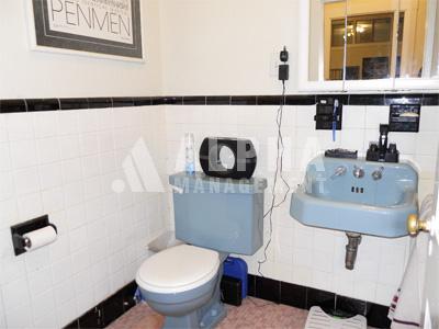 41 Bay State Rd, Fenway