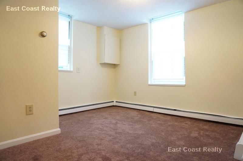 41 Chestnut Hill Ave, Brighton