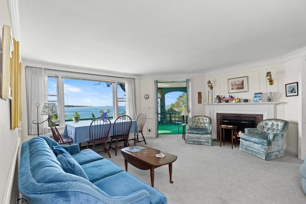 37 Marmion Way, Rockport
