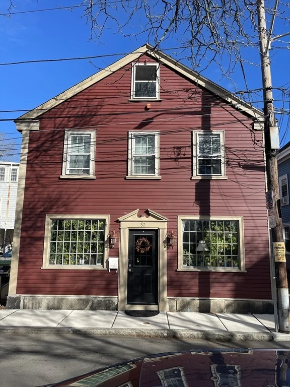 37 Turner St, Salem