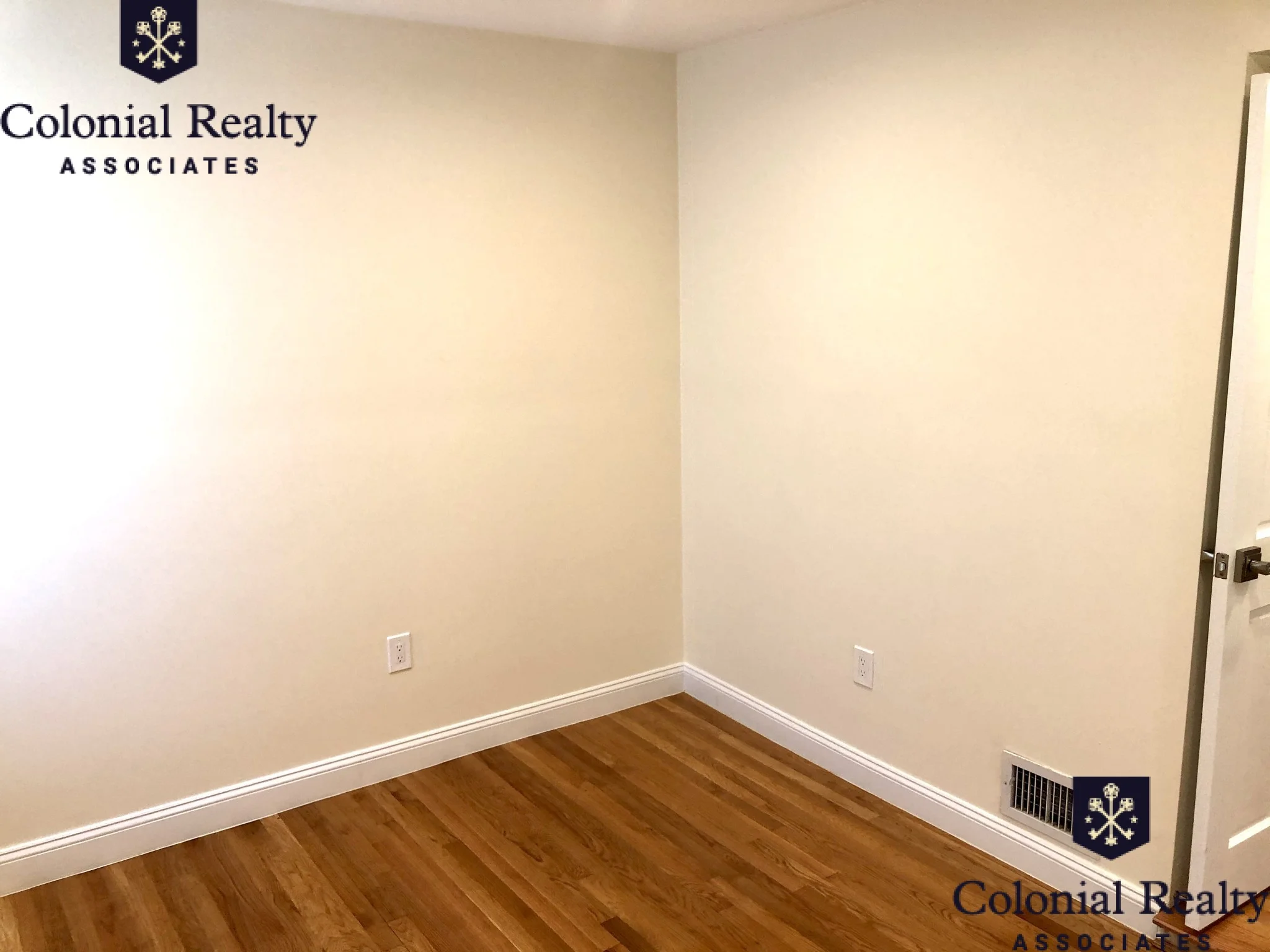 1805 Beacon St, Brookline