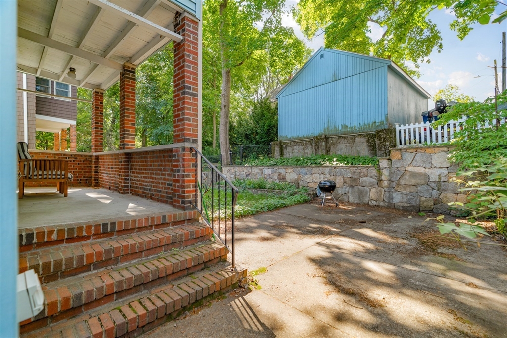 36 Thingvalla, Strawberry Hill