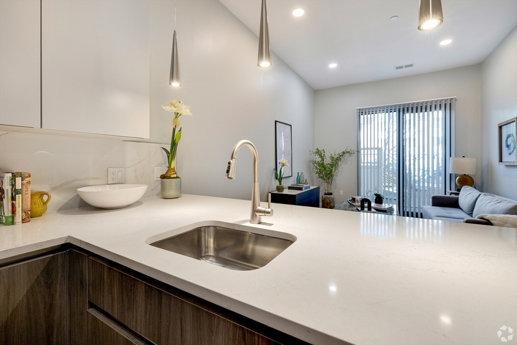 9 Central St, Somerville