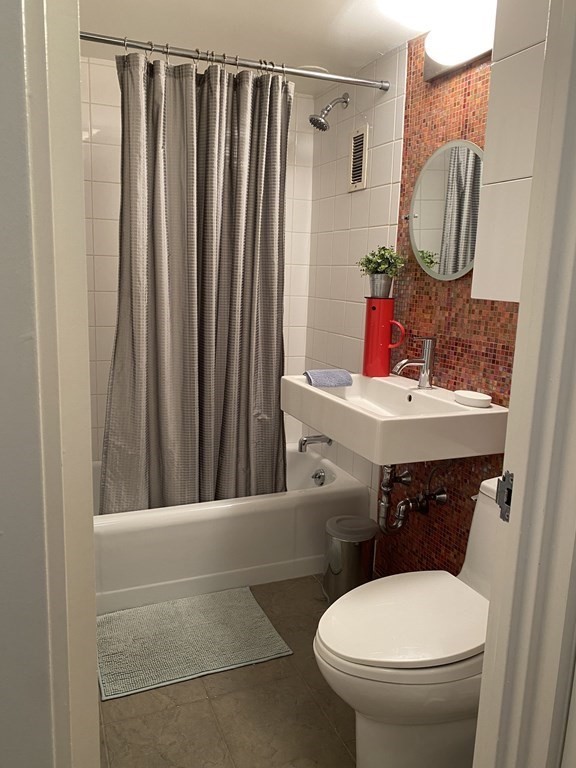 29 Concord Ave, Harvard Square