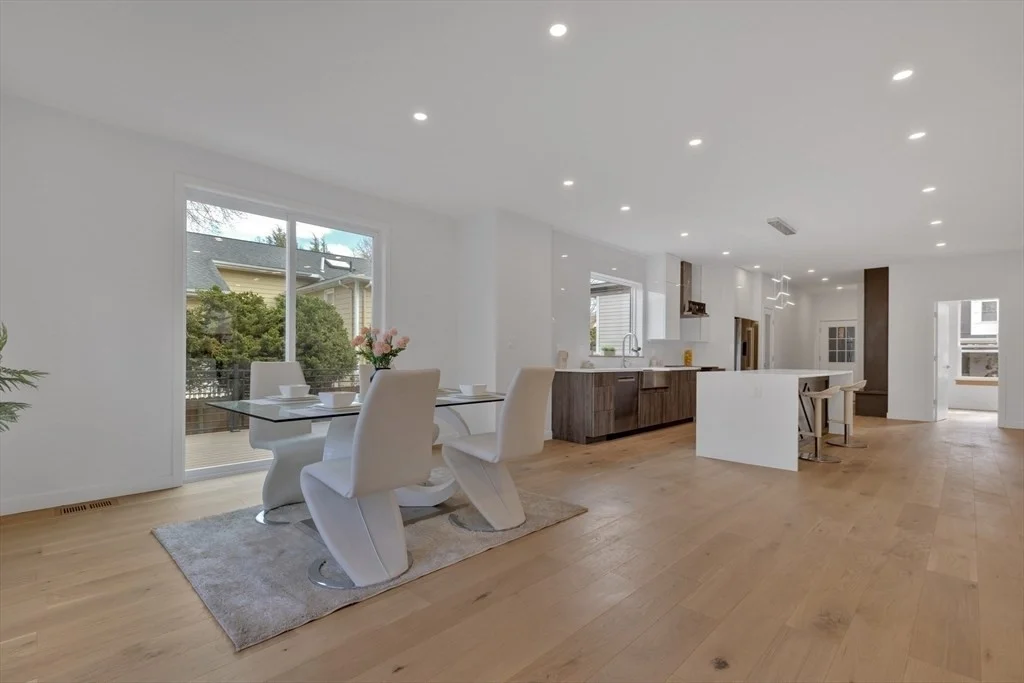 239 Mountain Ave, Arlington