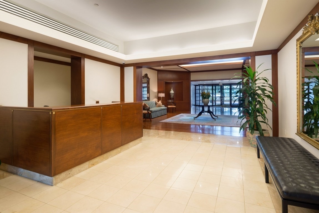 75-83 Cambridge Pkwa, East Cambridge