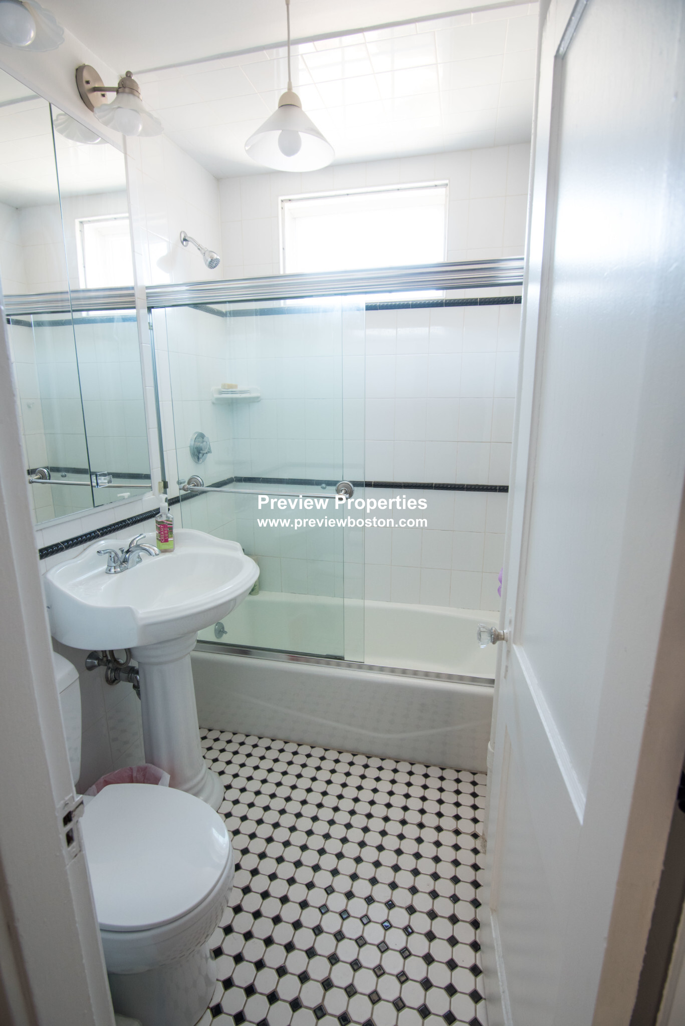 80 Sutherland Rd, Brighton