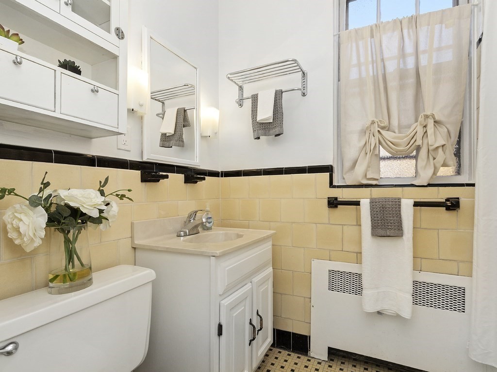 114 Park St, Coolidge Corner