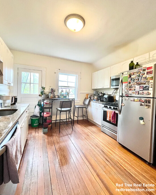 41 Gordon St, Allston