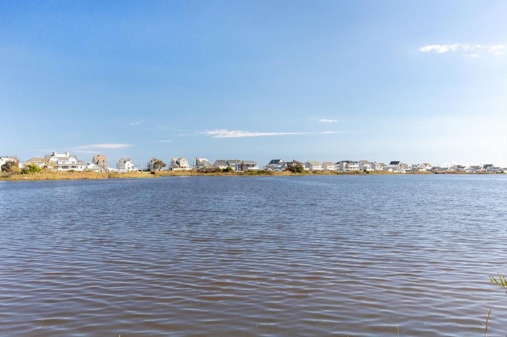 17 Musquashicut Ave, Minot