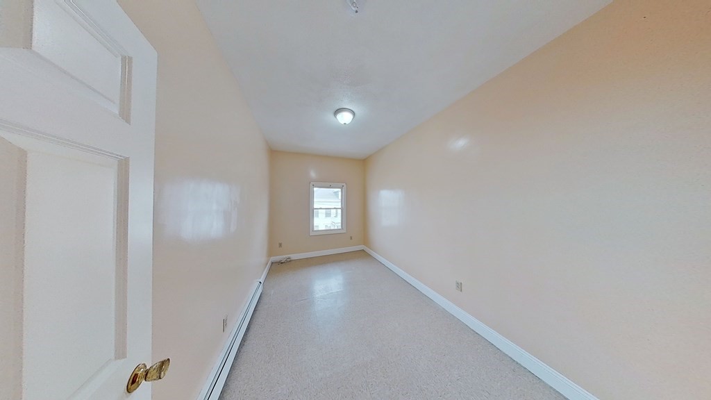 33 Elmore St, Roxbury