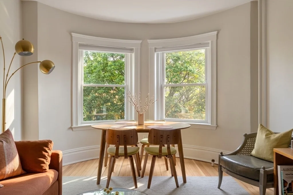 176 Naples Rd, Coolidge Corner