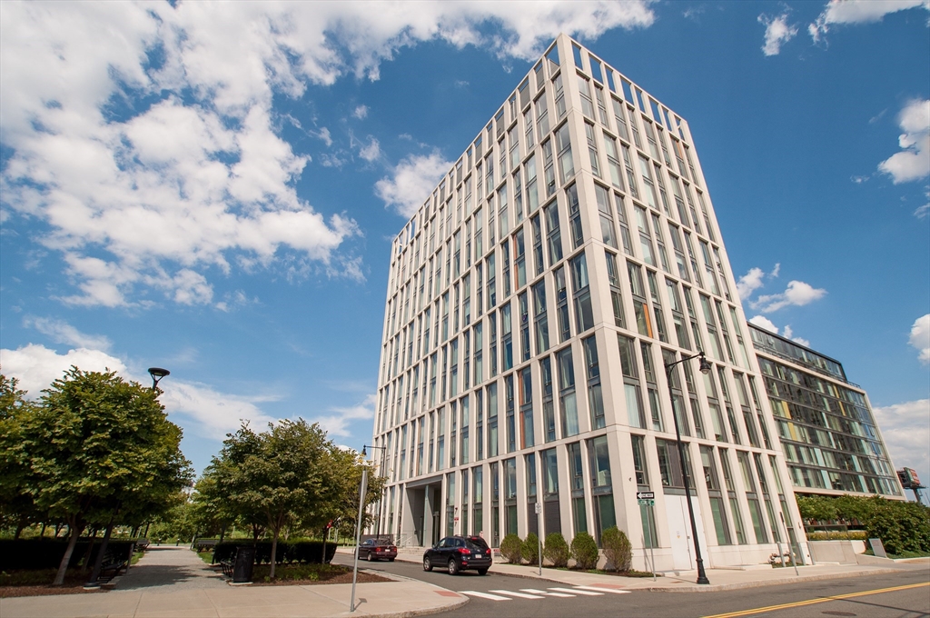 2 Earhart St, East Cambridge