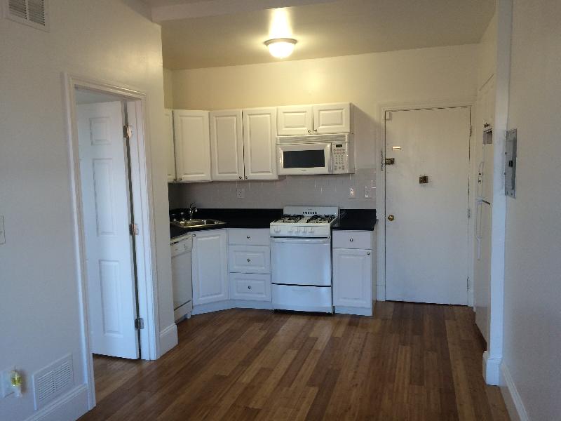 64 Hemenway St, Fenway