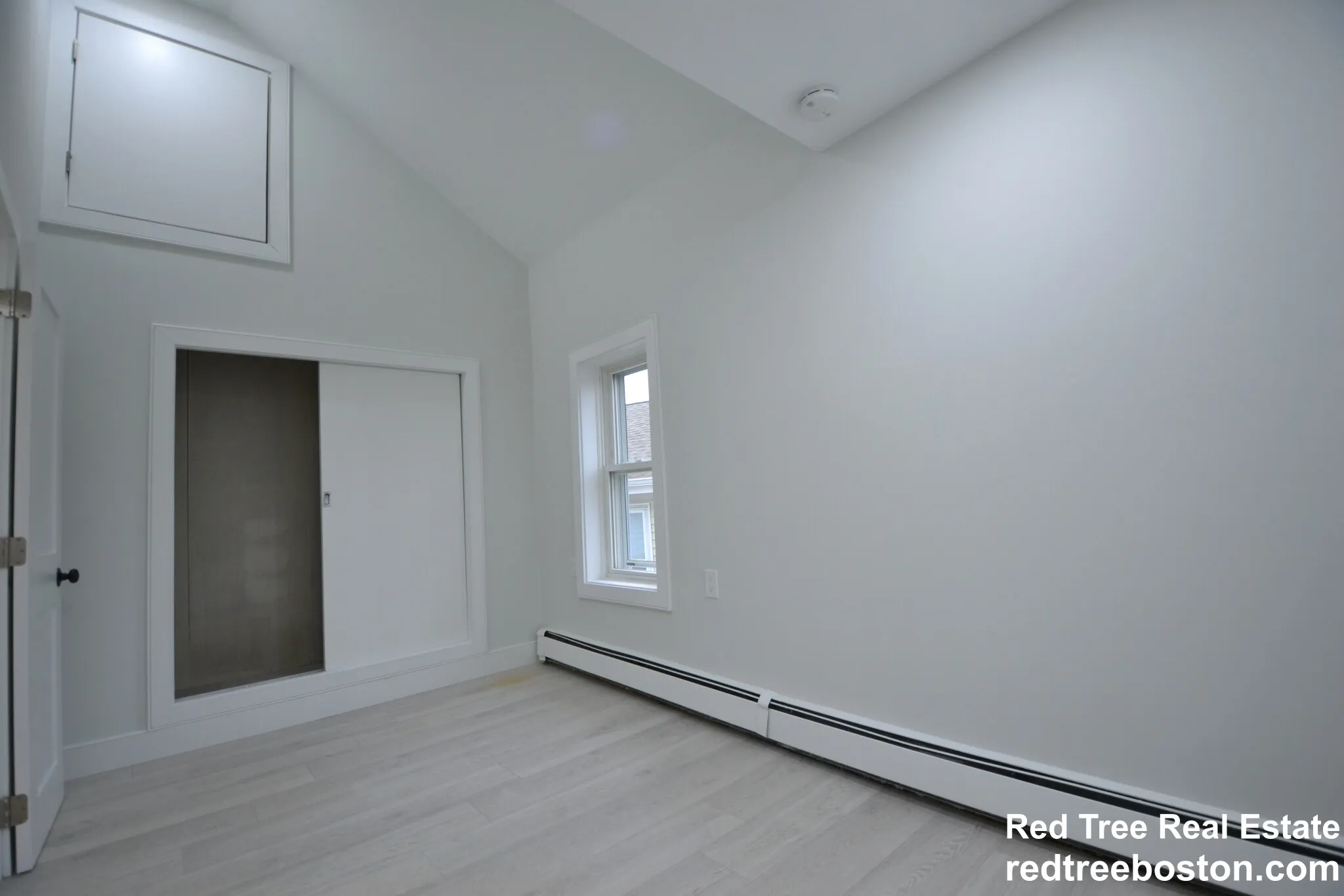 15 Avalon St, Revere