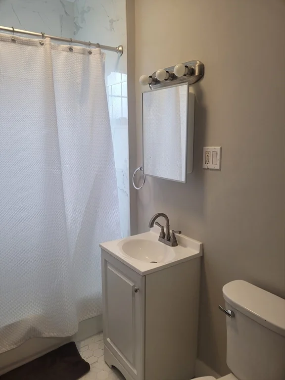 104 George St, Tufts University