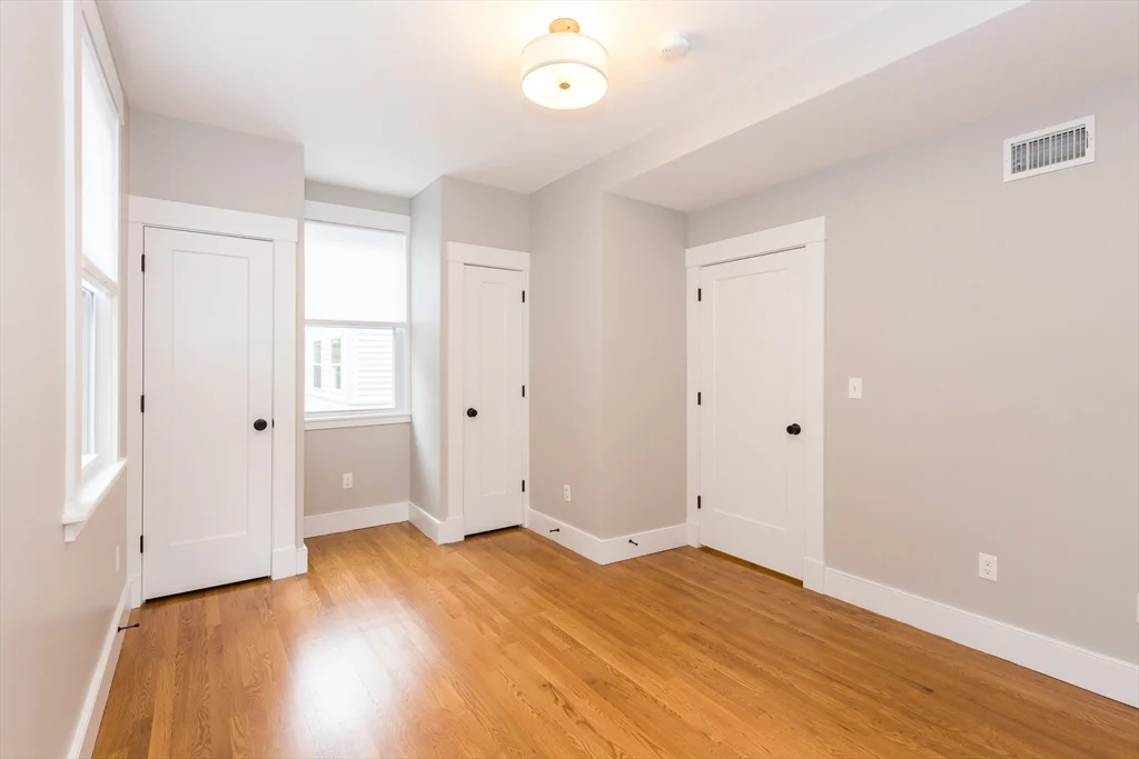127 Hudson, Spring Hill