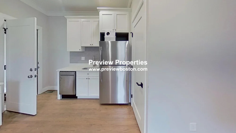 93 George St, Roxbury