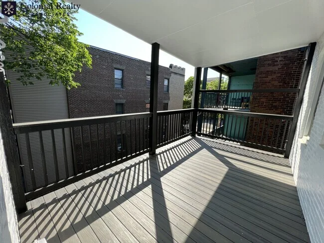 35 Mount Hood Rd, Brighton