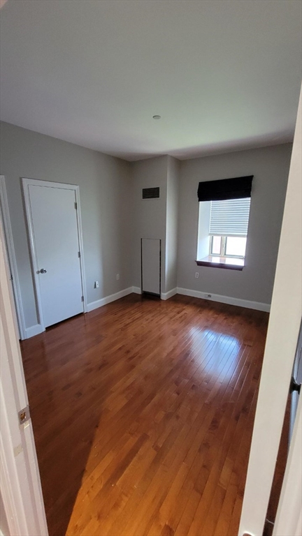 2 Clarendon St, Boston