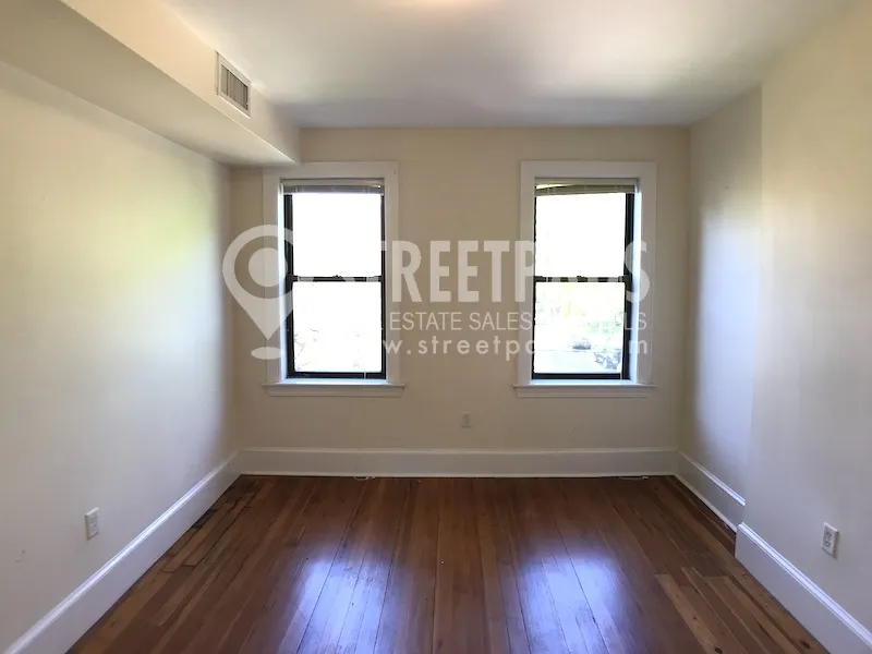 881 Massachusetts Ave, Central Square