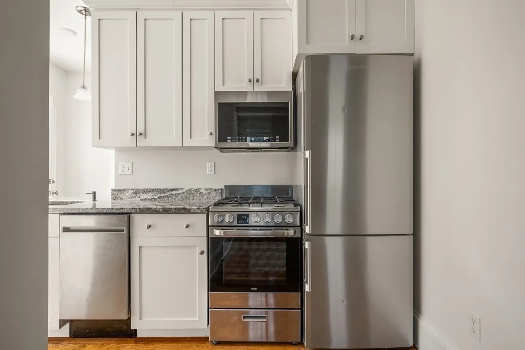 34 Henry St, Everett