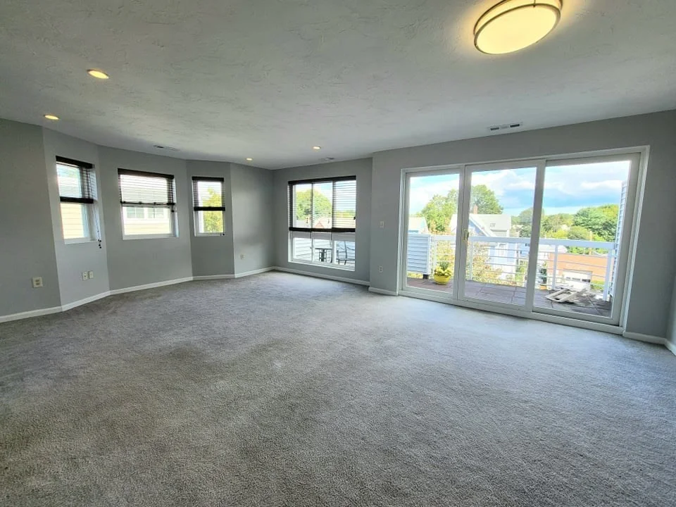 391 Hyde Park Ave, Jamaica Plain