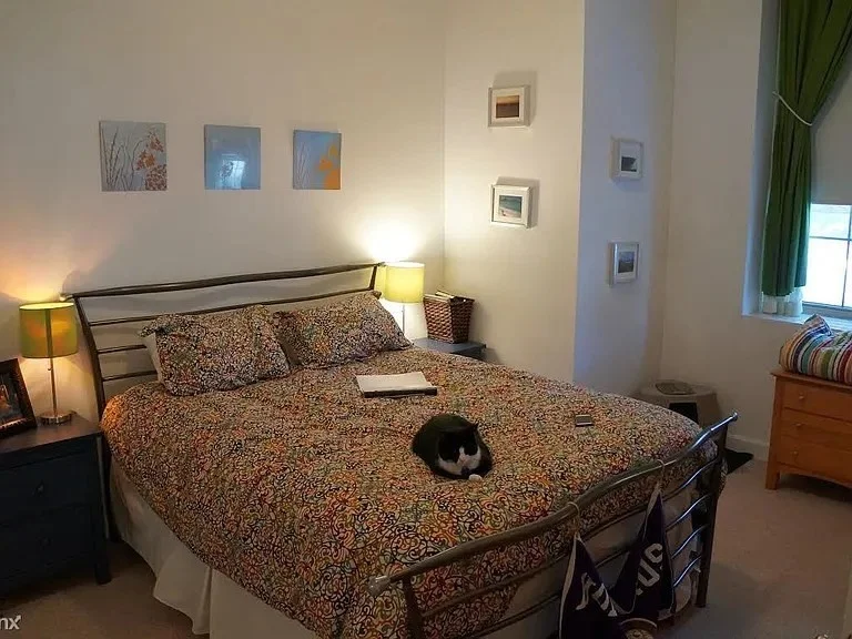 48 Forest St, Medford