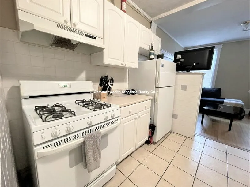 72 Egmont St, North Brookline