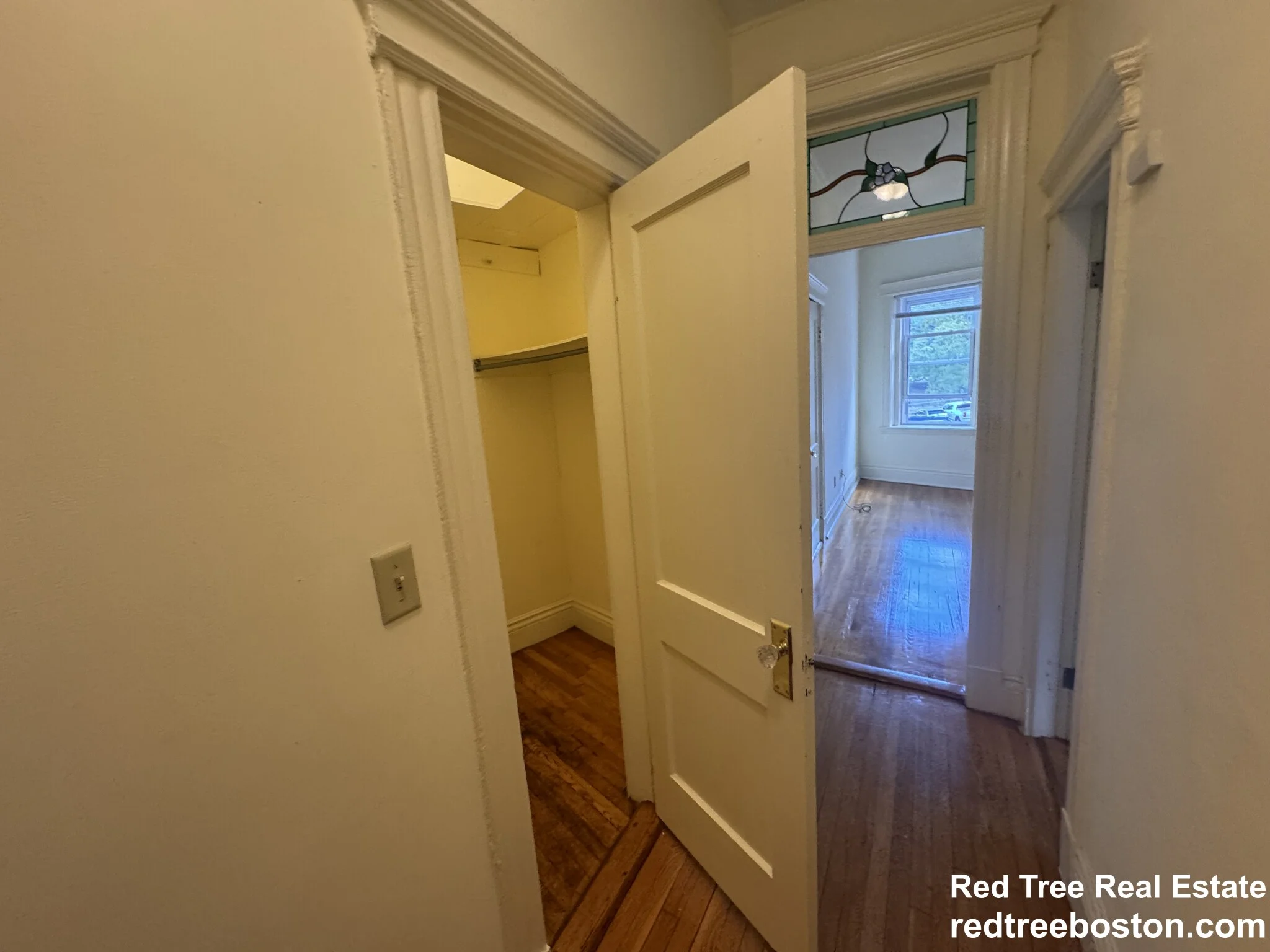 106 Queensberry St, Fenway