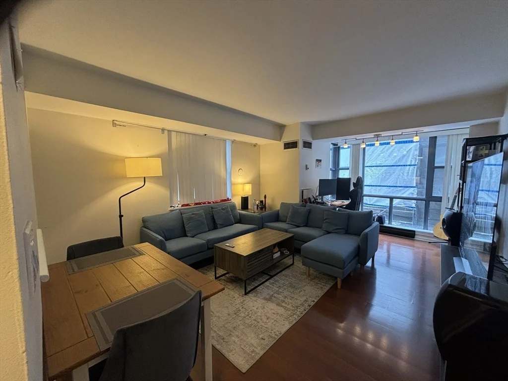 170 Tremont St, Midtown