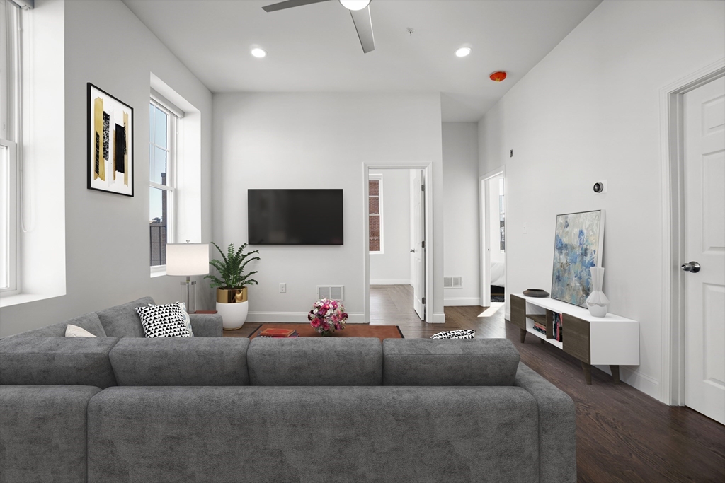 74 Salem St, North End