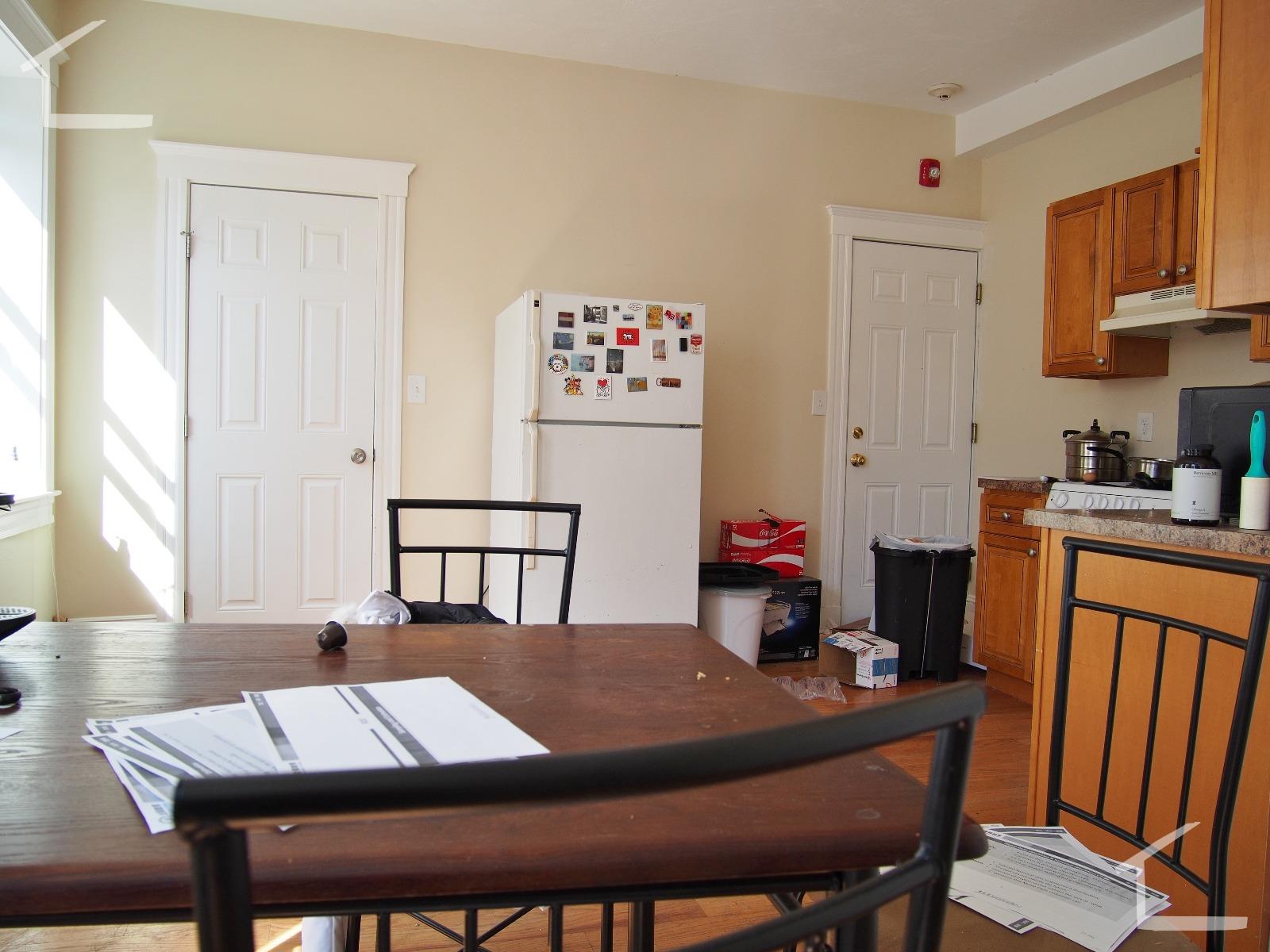 887 Huntington Ave, Mission Hill