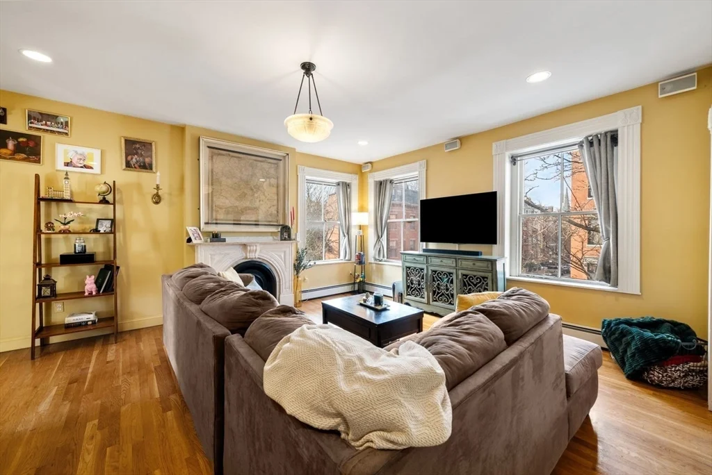 468 Shawmut Ave, South End