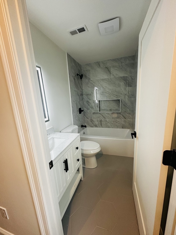 5 Colorado St, Mattapan