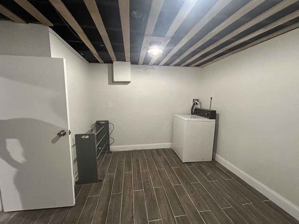 61 Blackstone Rd, North Weymouth