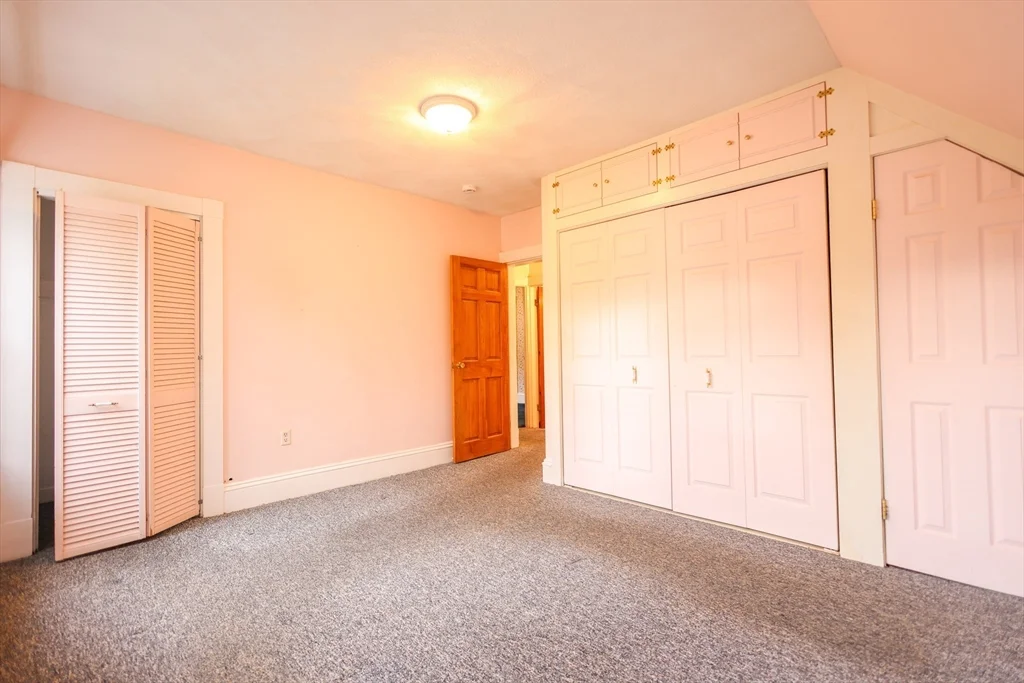 12 Nelson St , Ma 02169, Quincy