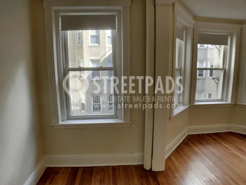 1197 Boylston St, Fenway