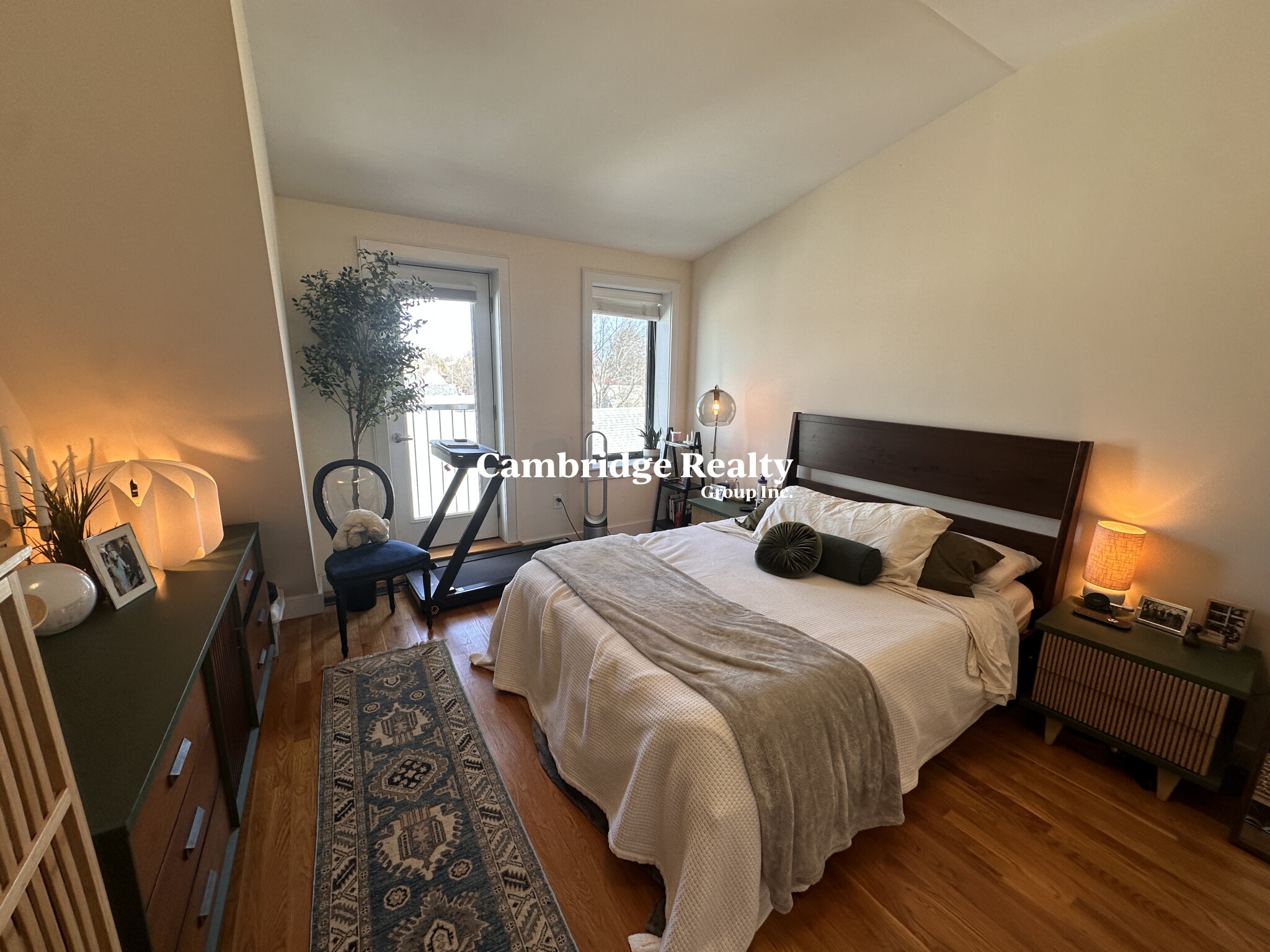 377 Summer St, Davis Square