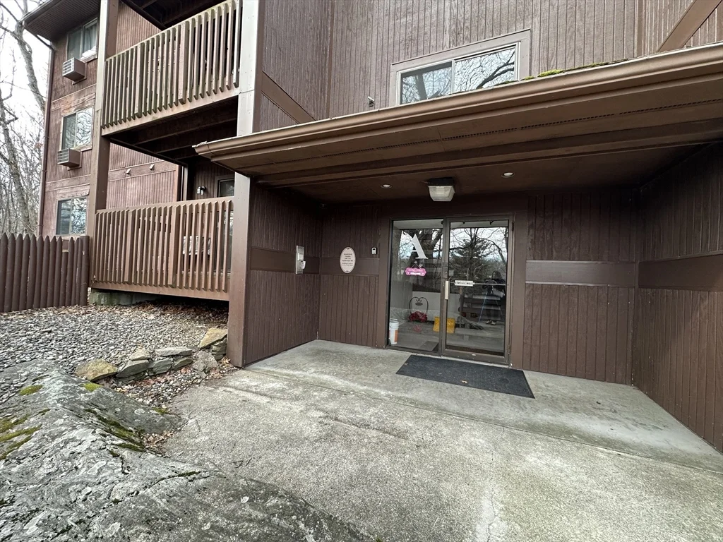 340 Sunderland Rd, Worcester