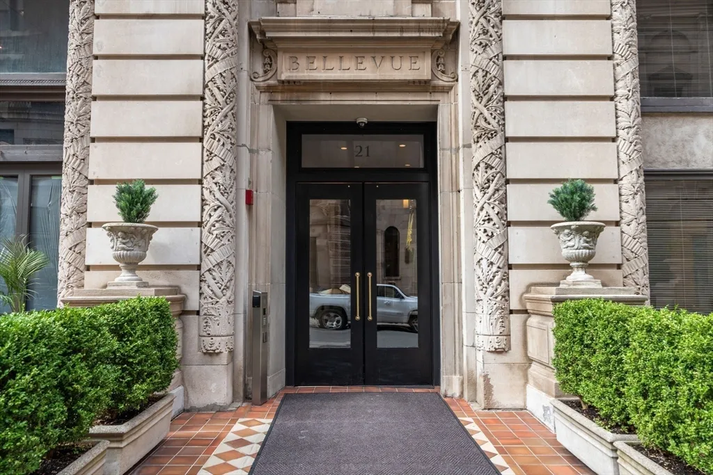 21 Beacon St, Downtown