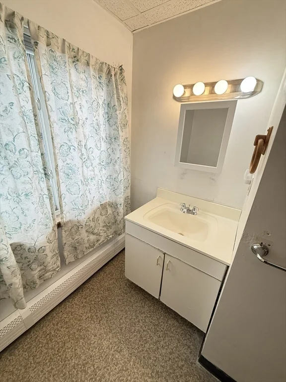 12A Hammond St, Waltham