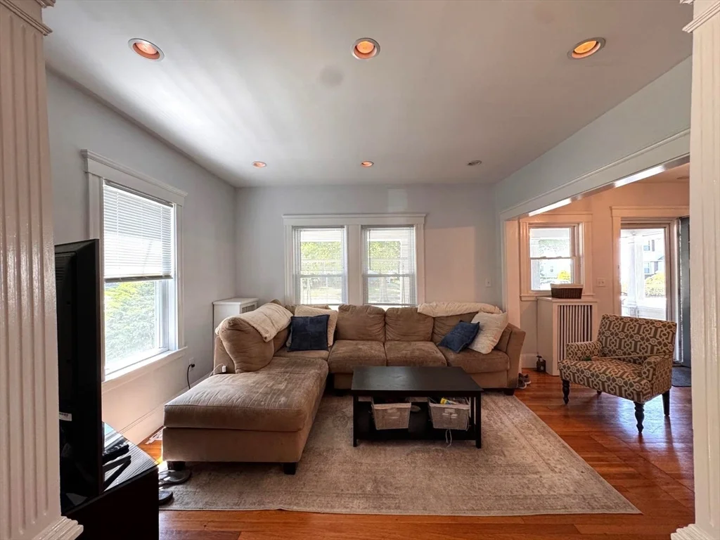 119 Warren St, Arlington