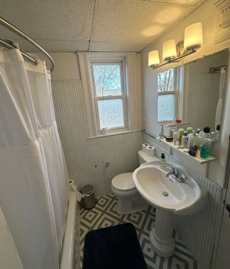 229 Harvard St, The Port