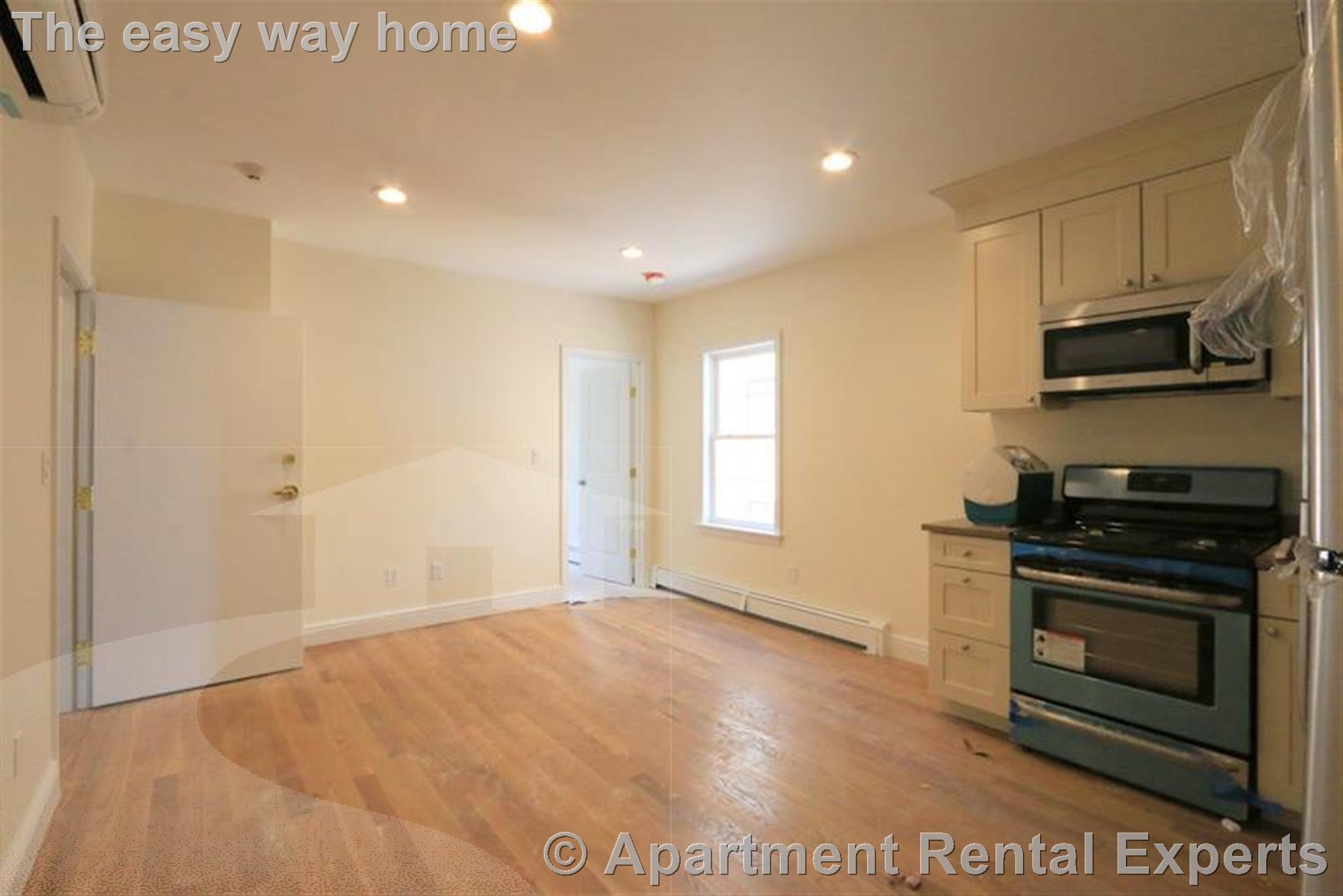 220 Massachusetts Ave, East Arlington